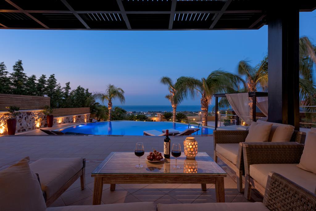 Quinn Hill Luxury Villa Rodas Exterior foto